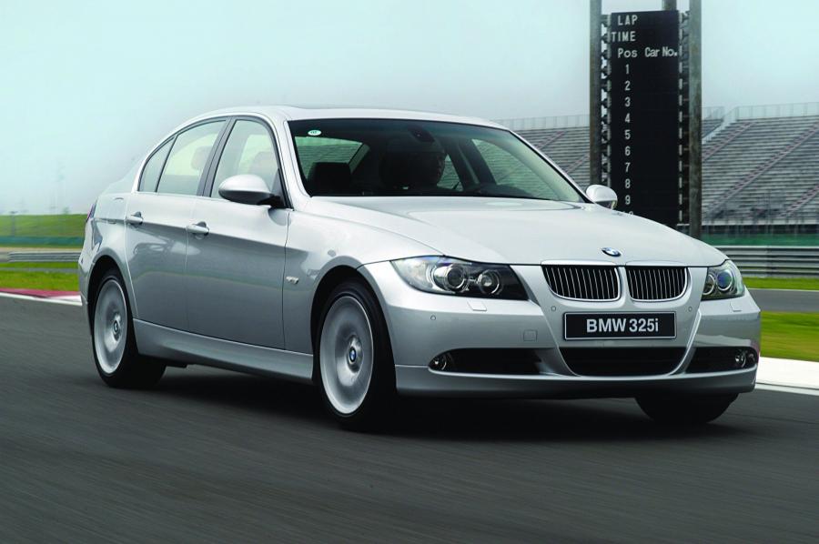  BMW 3-Series 2006 года  (фото 25 из 108)